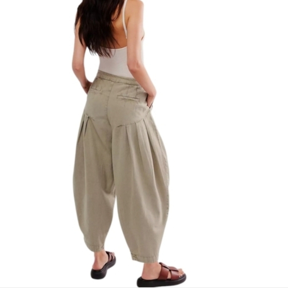 Sarina Pleated Barrel Trousers Cotton Lightweight Drapey Full Black Size 6 NWT - Picture 12 of 16